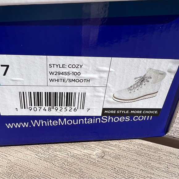 ❤️WHITE MOUNTAIN WHITE BOOTS❤️ - Picture 4 of 8